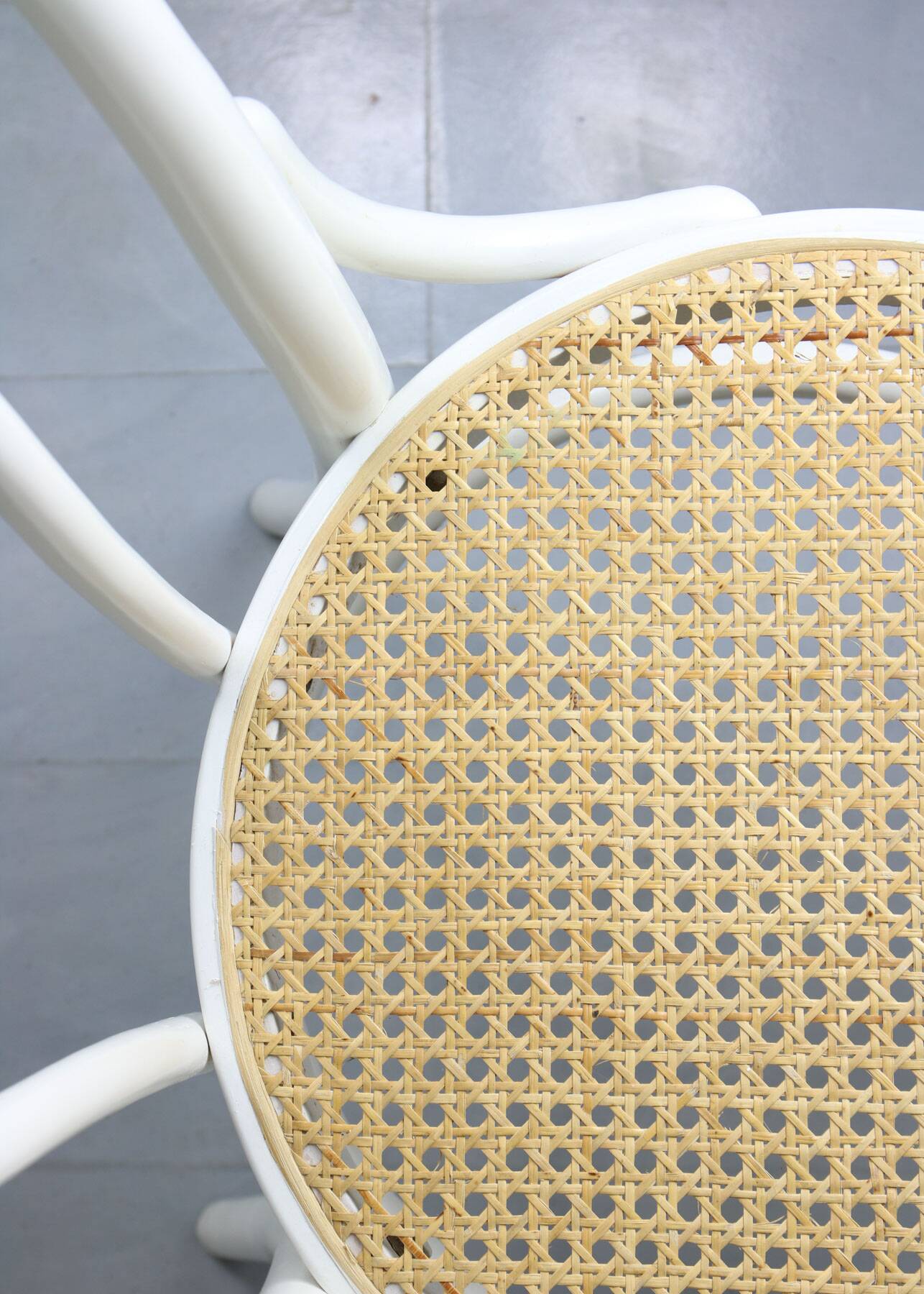 No. 18 White Chairs by Michael Thonet, Set of 4