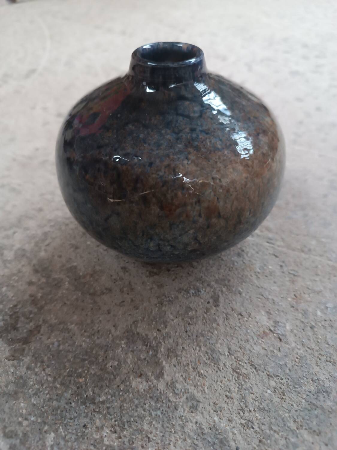 Ceramic vase