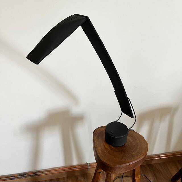 Italiana luce desk lamp Dove model, design Mario Barbaglia and Marco Colombo