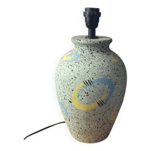 Pied de lampe en terre - graphique