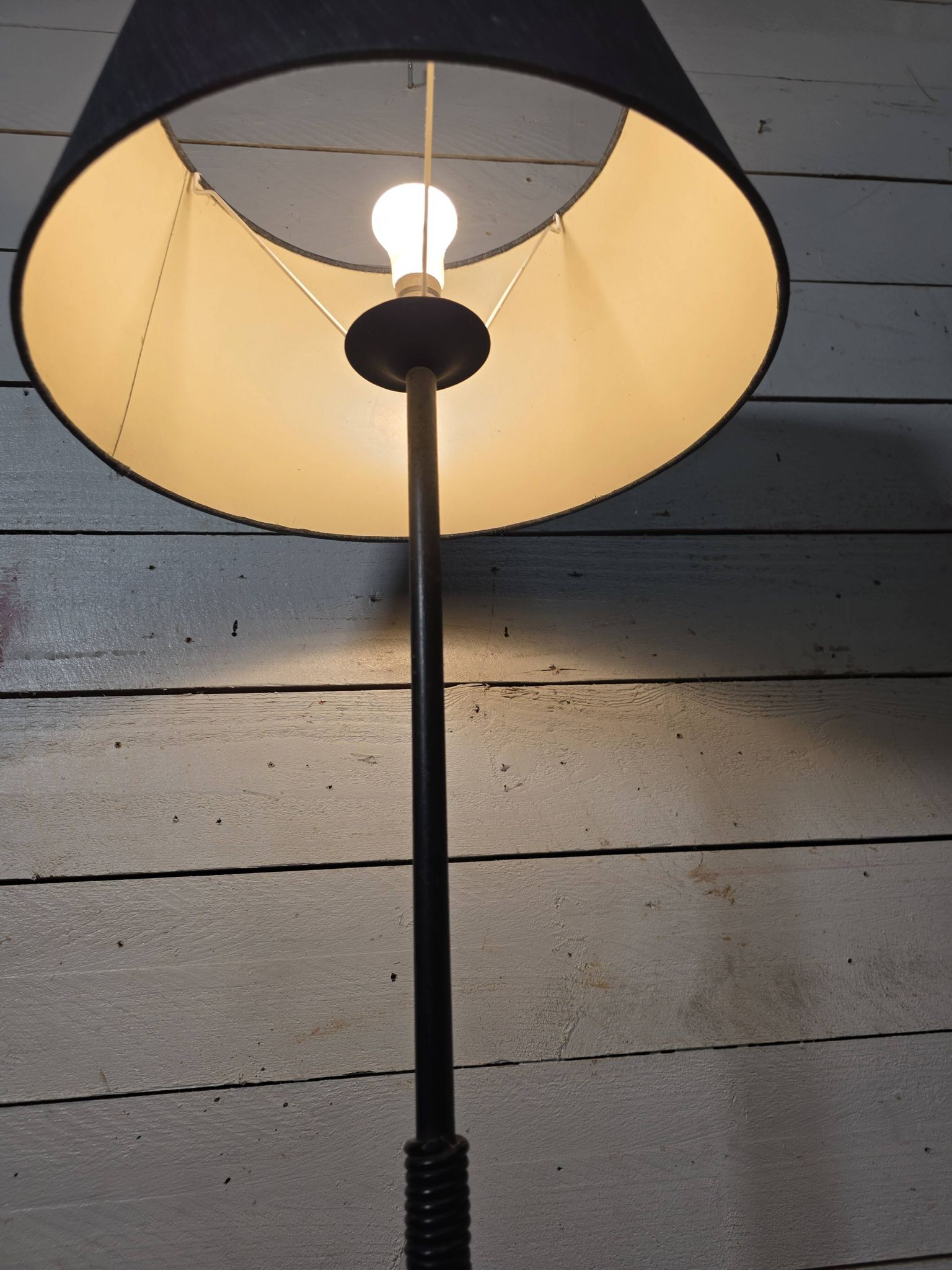 Lampadaire tripode des années 60