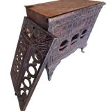 Poêle à bois ancien en fonte émaillée art deco marque phebus coloris aubergine