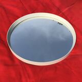 Miroir rond vintage en bois peint blanc d'un seul tenant - 68 cm