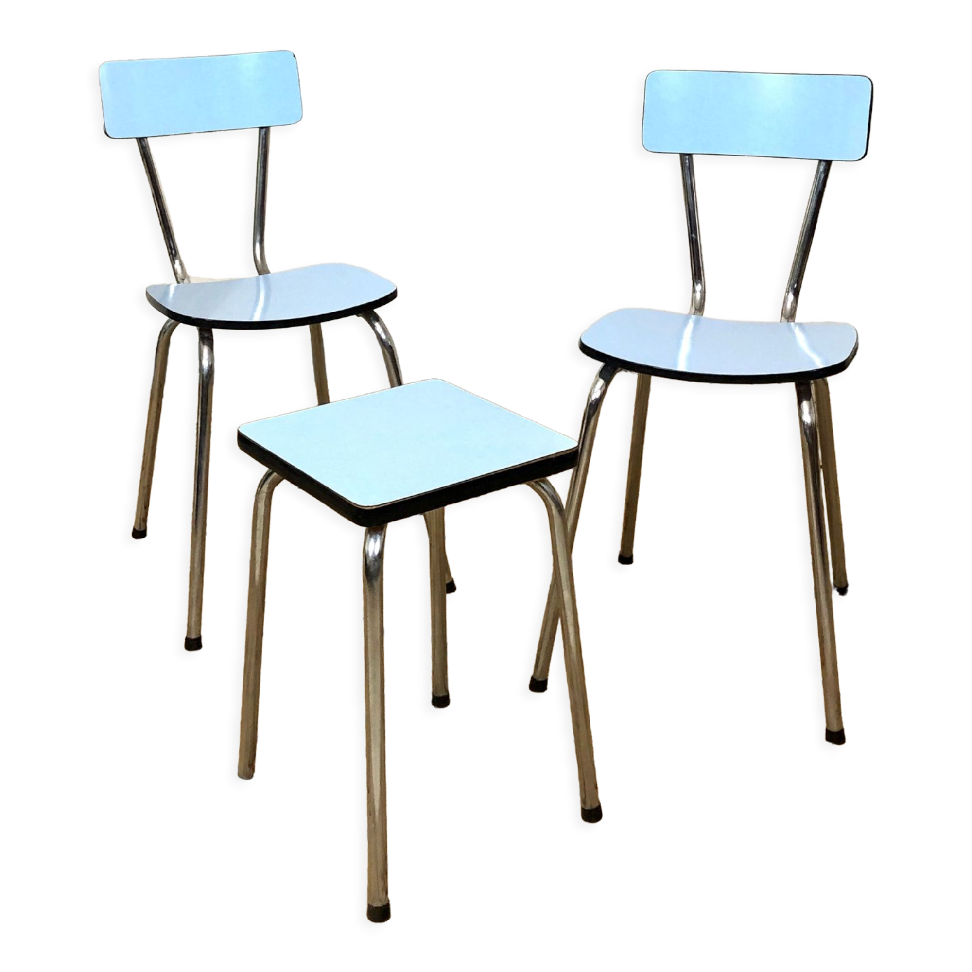Ensemble de 2 chaises et 1 tabouret en formica