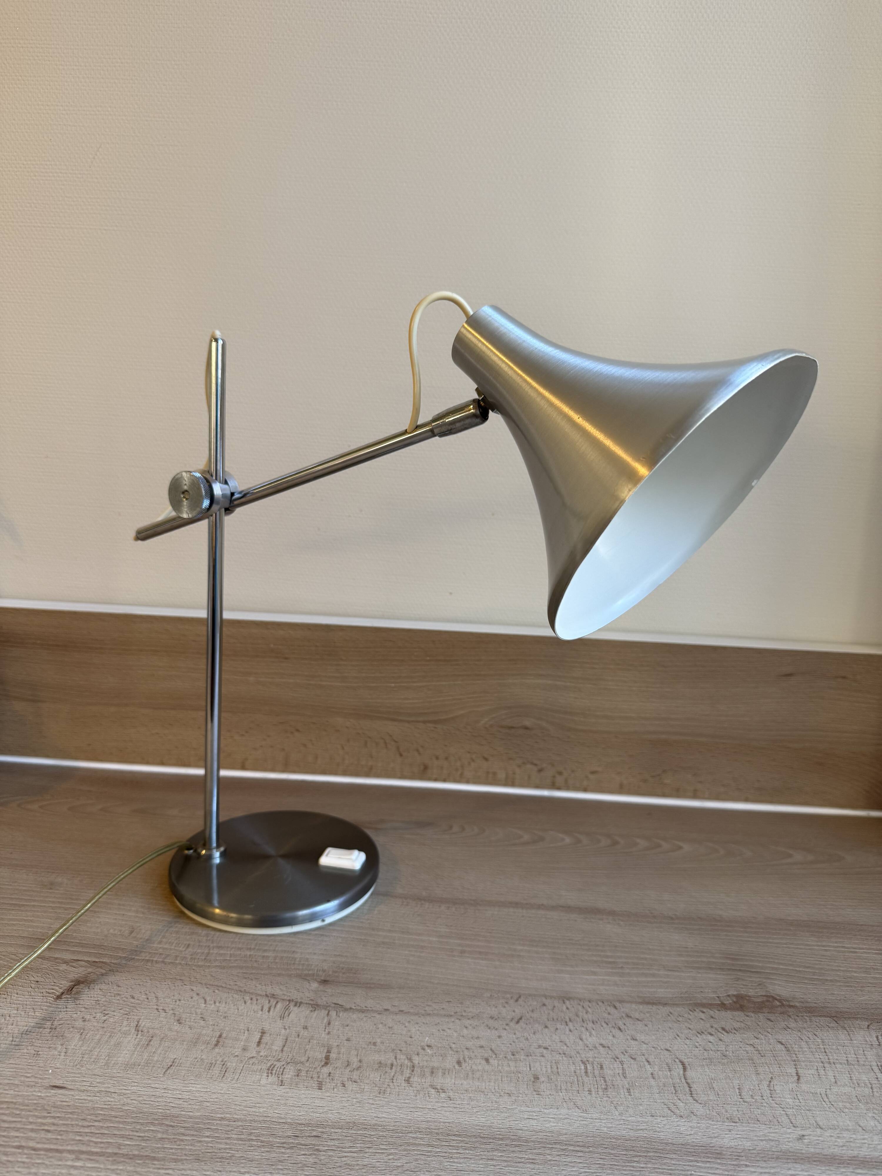 Lampe de Bureau Vintage à Bras Articulé – Métal Brossé & Chrome