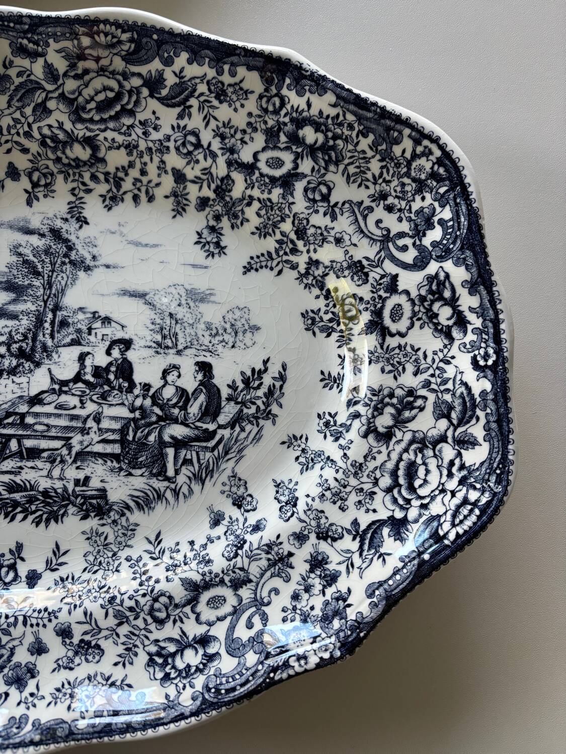 Luneville plates and dishes