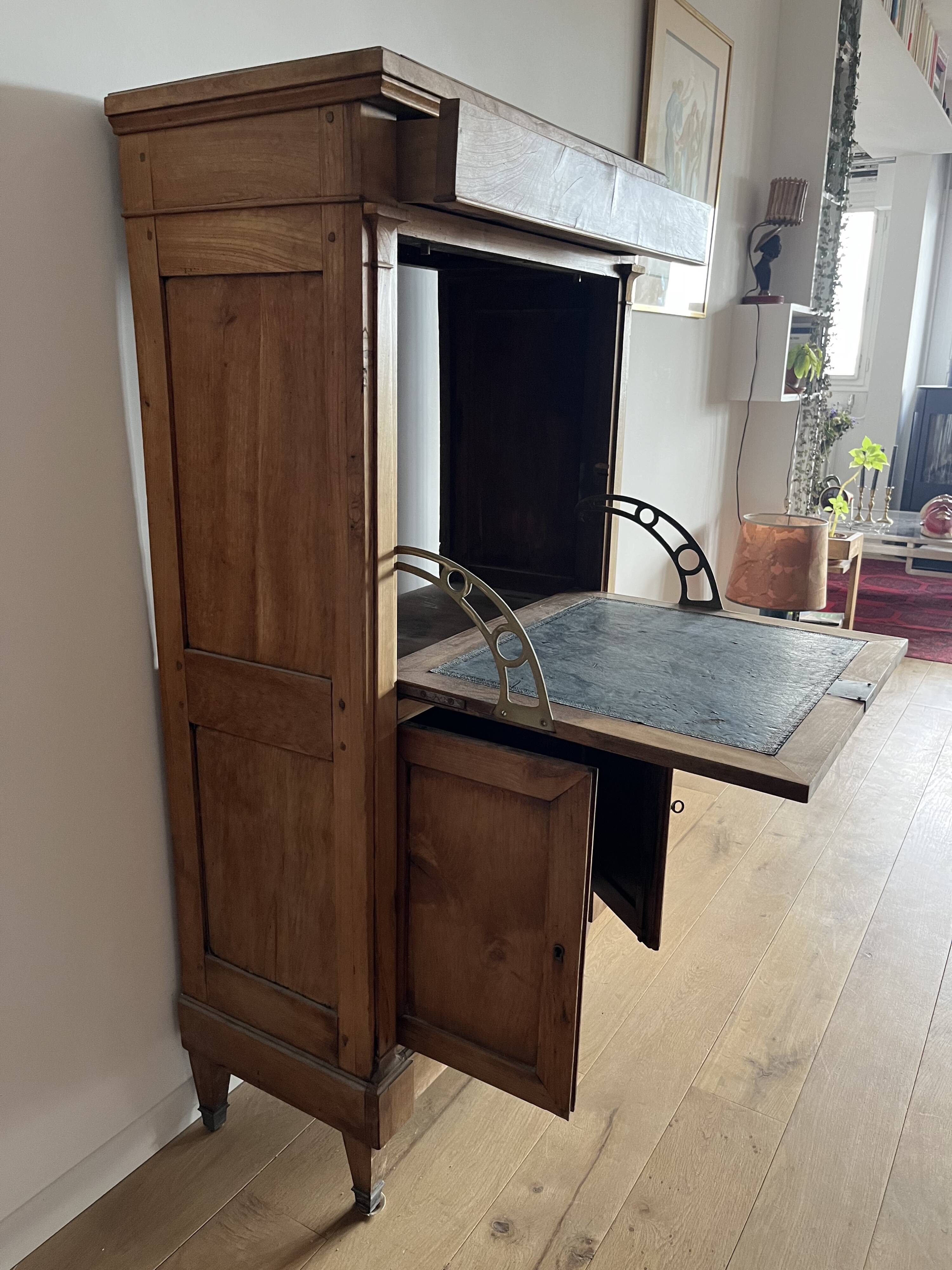 Secretary / small storage unit