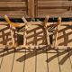5 chaises bistrot vintage luterma en bois clair – fabrication française