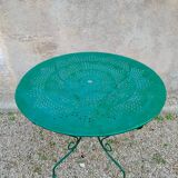 Table de jardin vintage en fer forgé vert