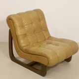 Fauteuil en cuir camel  année 60.
