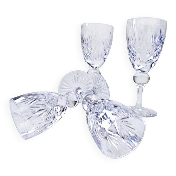 Verres à vin blanc en cristal taillé, avec pied fin en forme de balustre