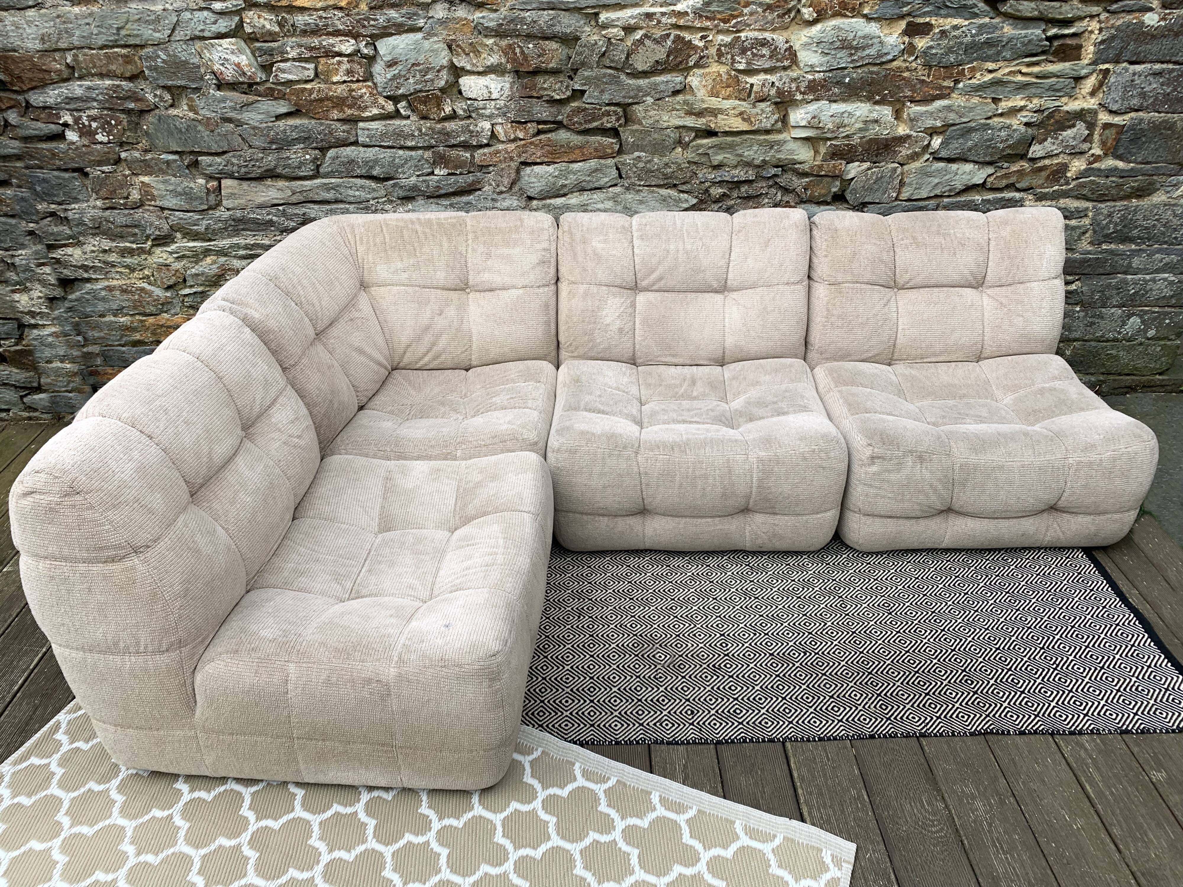 Modular sofa of 4 heaters edition Beka 70s