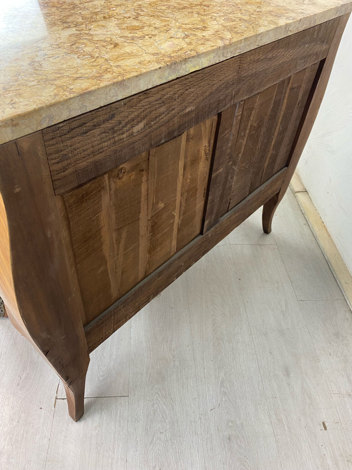 Louis XV commode
