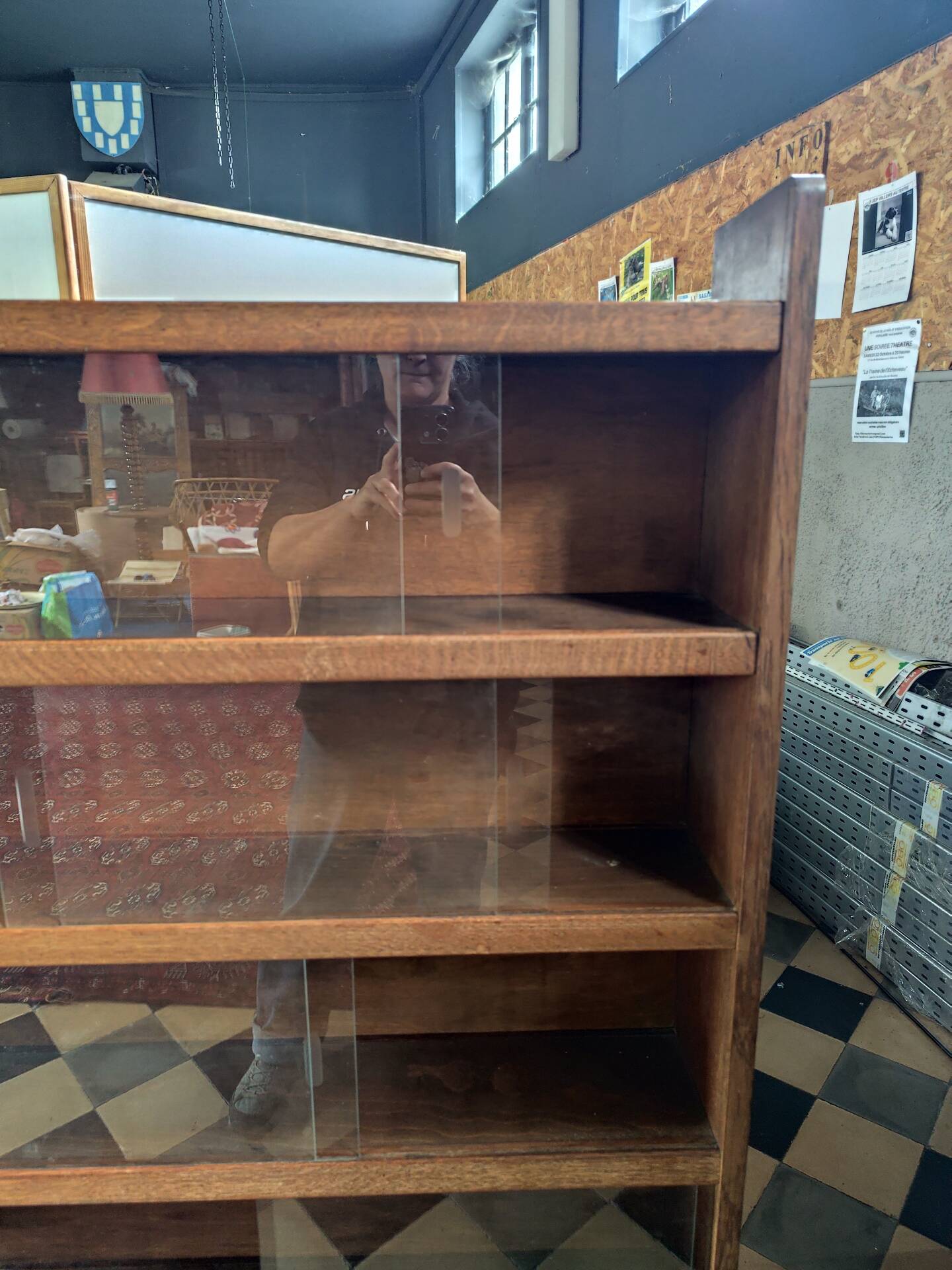 Bookshelf from the 50s/60s