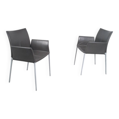 2 chaises à accoudoir Zanotta modèle Lia design de Roberto Barbieri