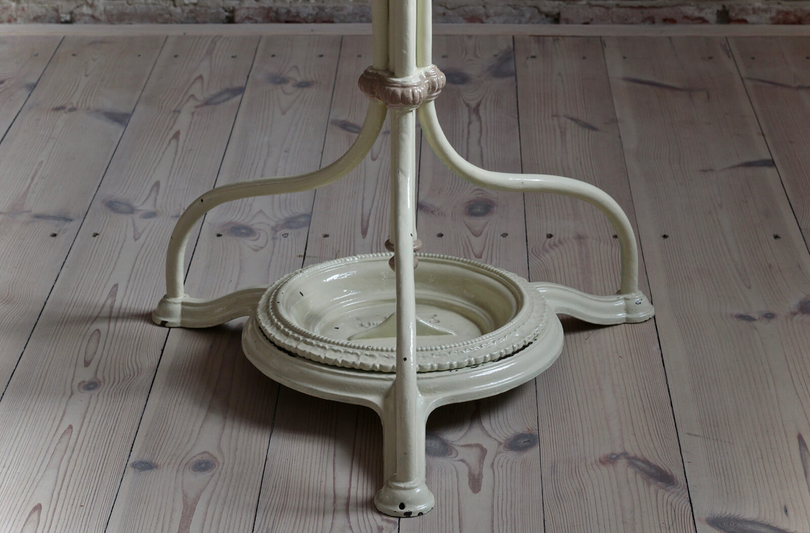 Vintage coat rack by Hynek Gottwald, 1930s