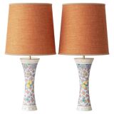 Pair of coloured ceramic table lamps in Art Nouveau style, 1918, with new shades.