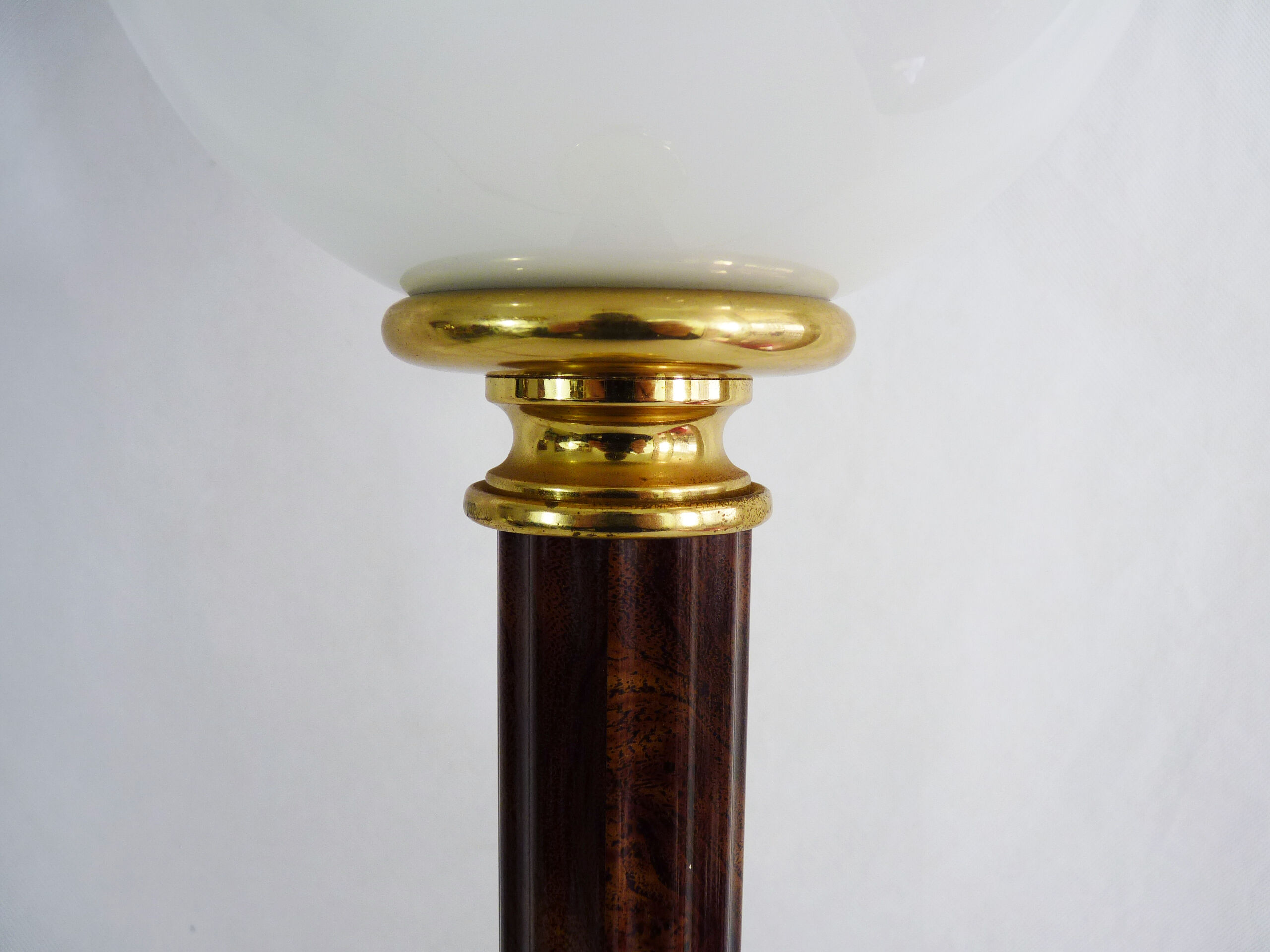 Mazda lamp in gilded metal, foot imitation wood and white opaline. Year 60