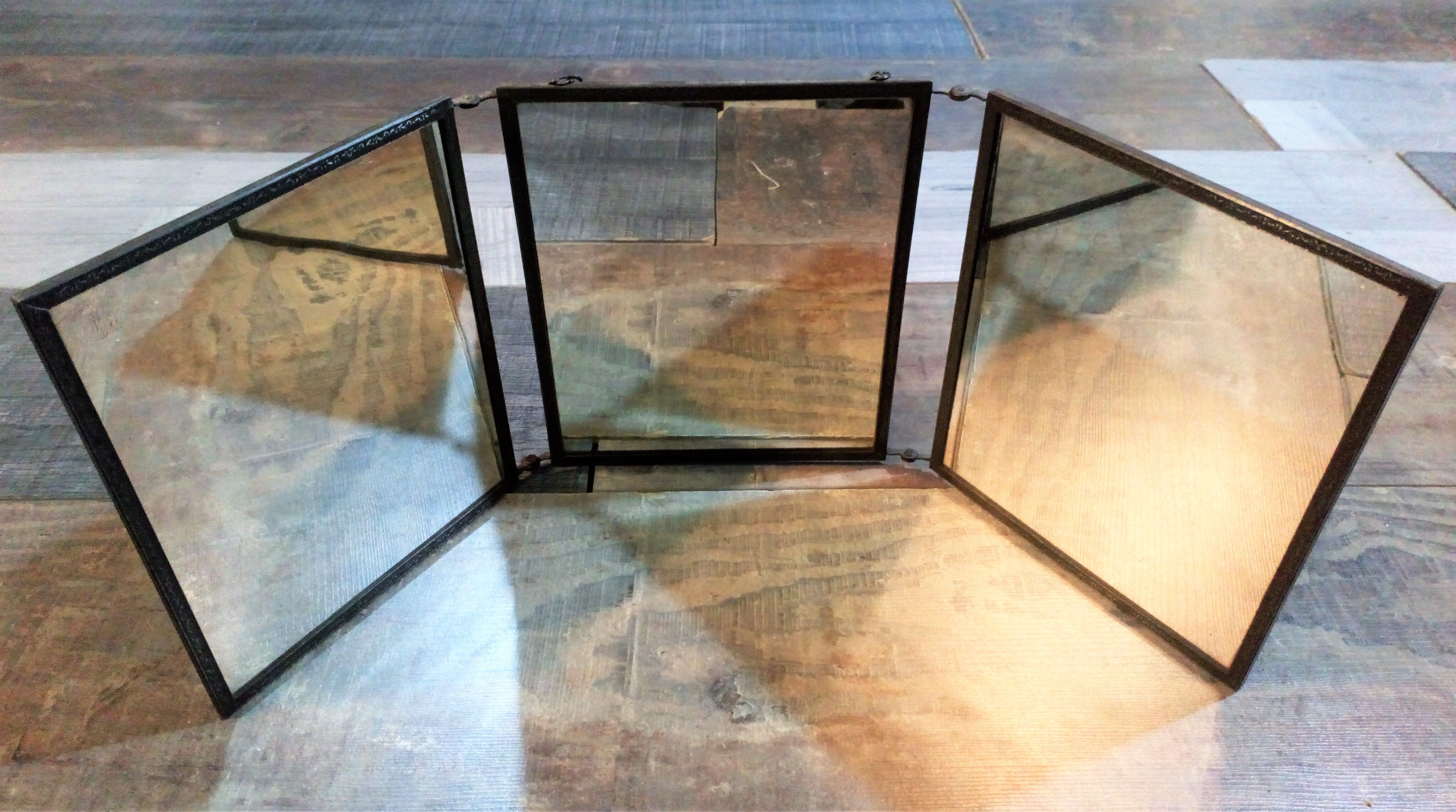 Mirror barber triptych early twentieth century 57x21cm