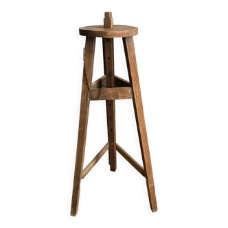 Wooden workshop tripod