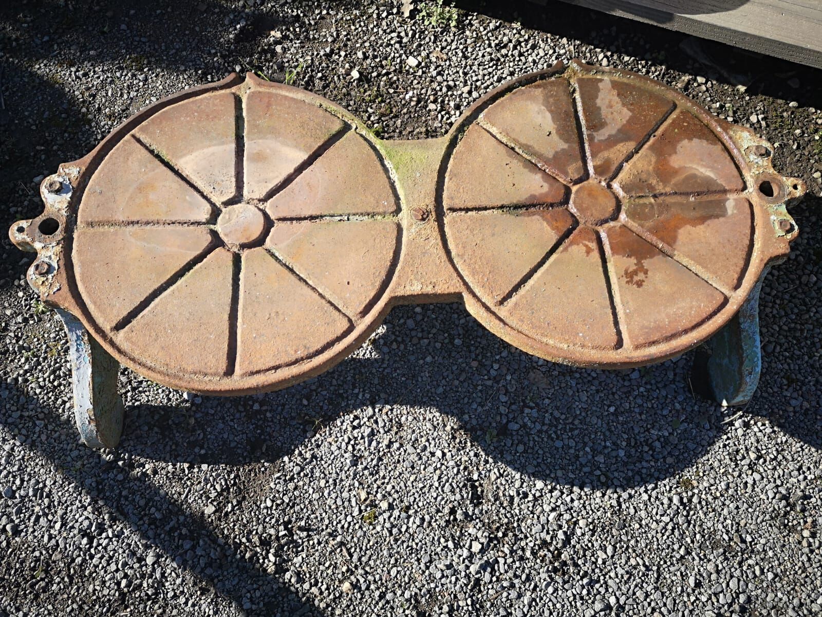 Coffee table / old oil press bench