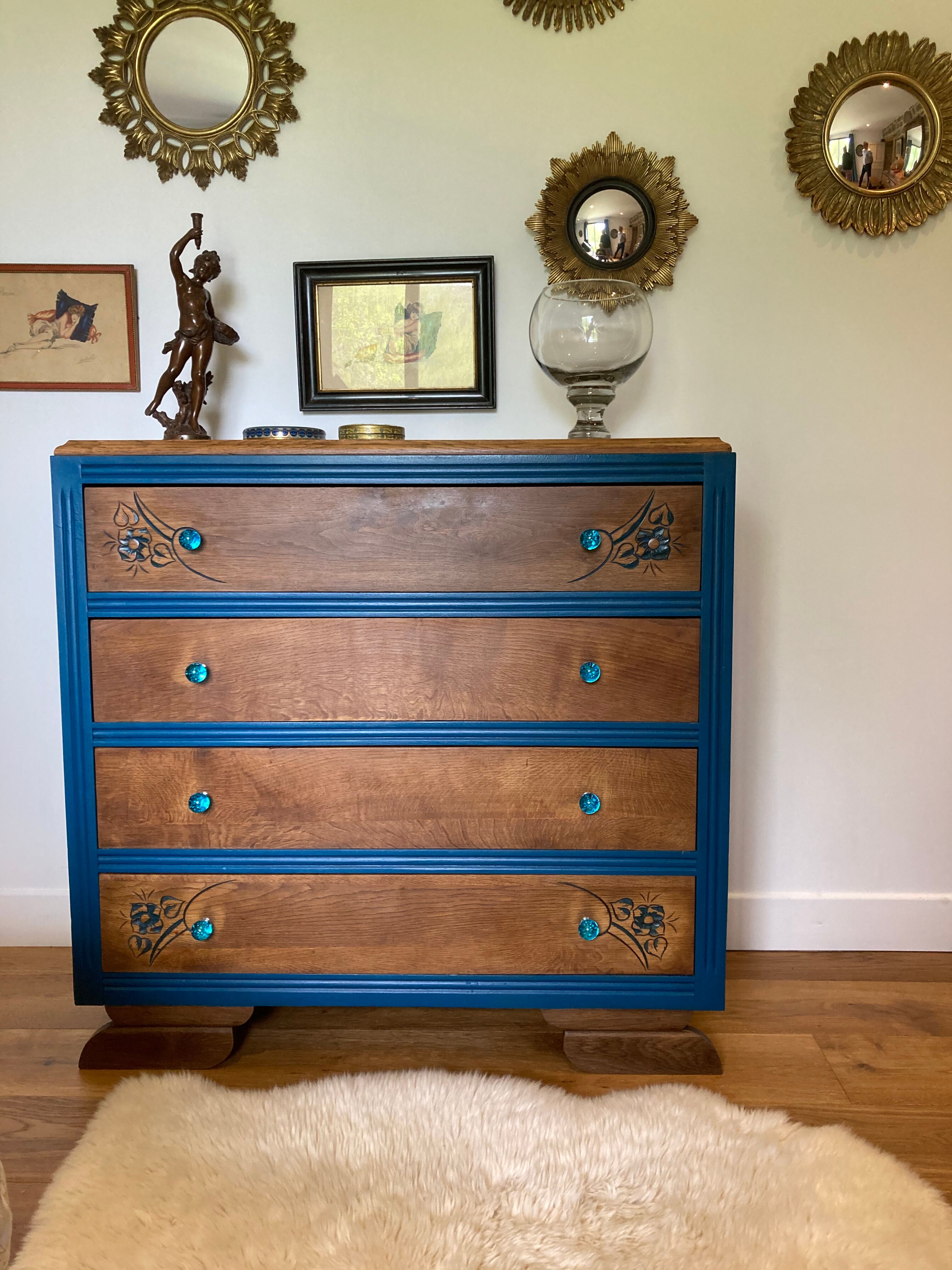 50s dresser