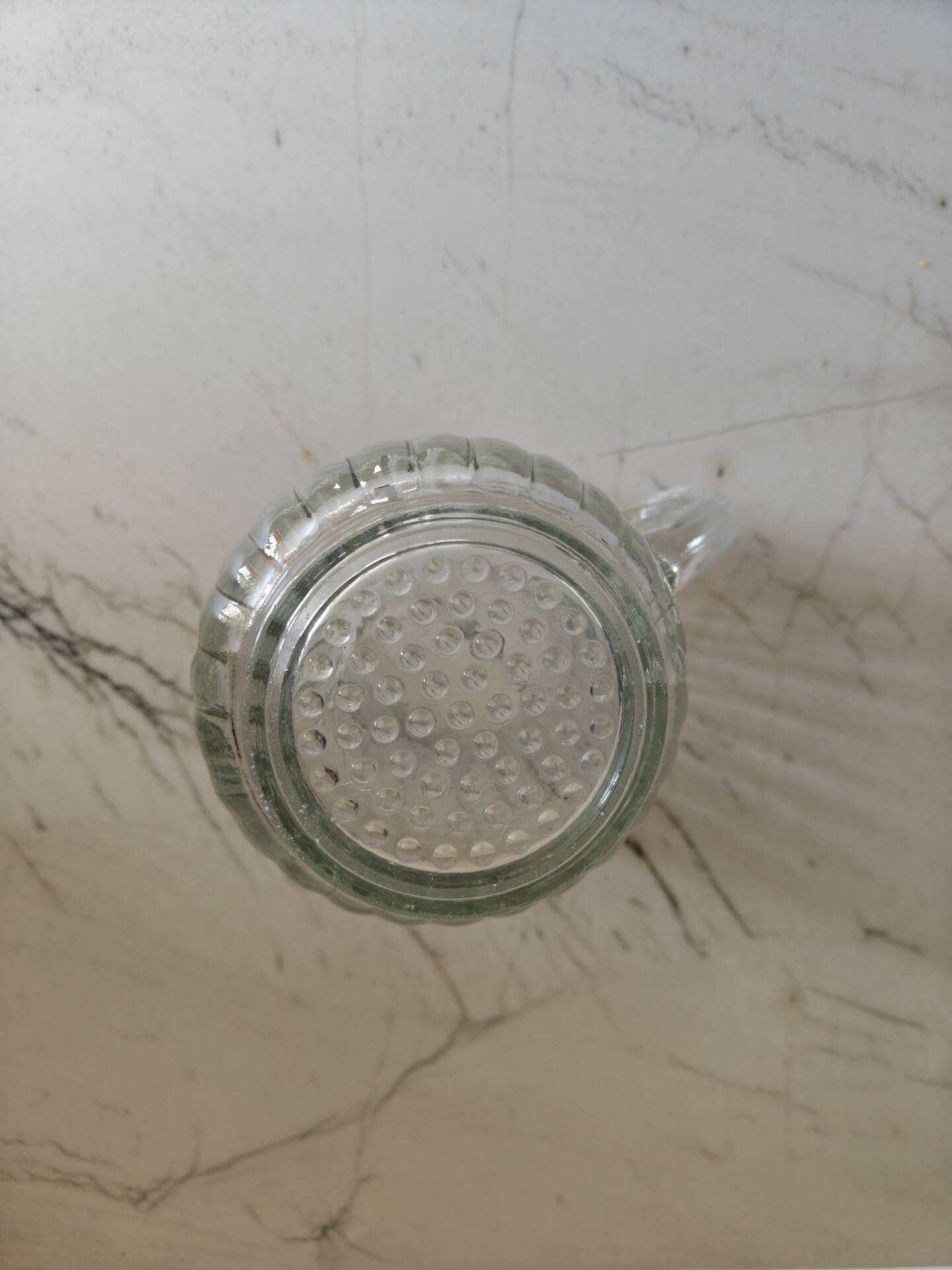 Glass jug
