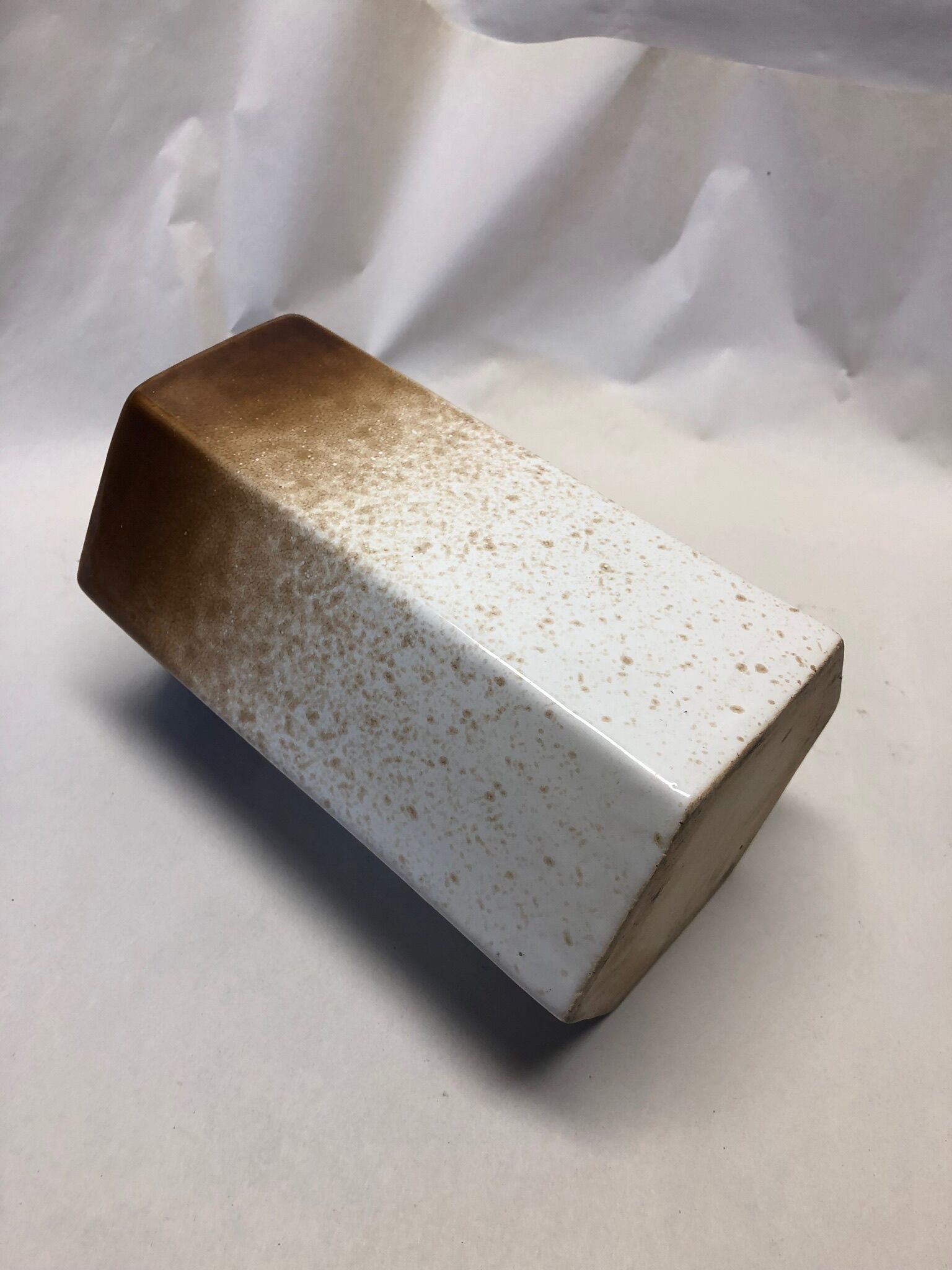 Vase en céramique beige