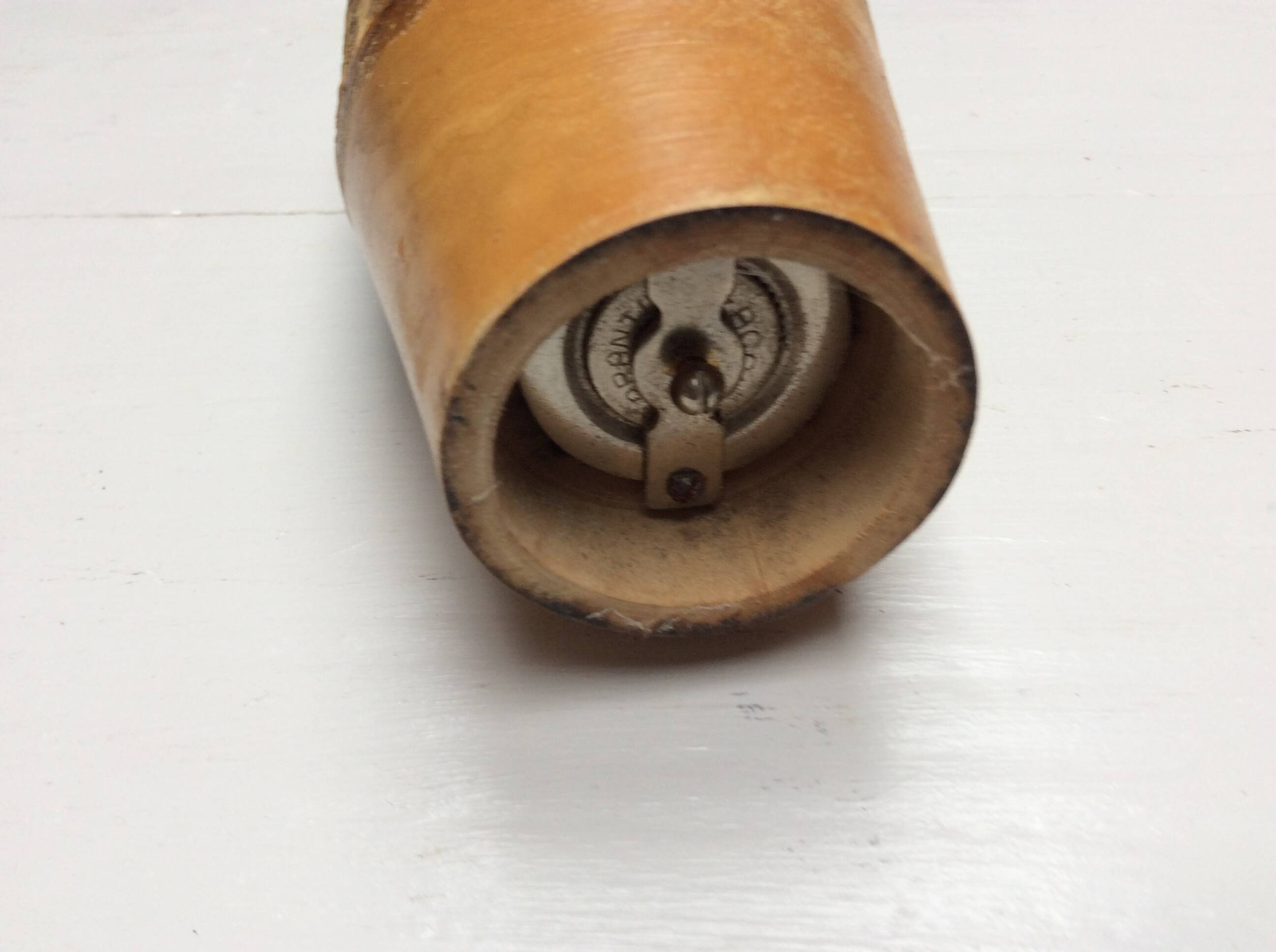 Wooden pepper pot