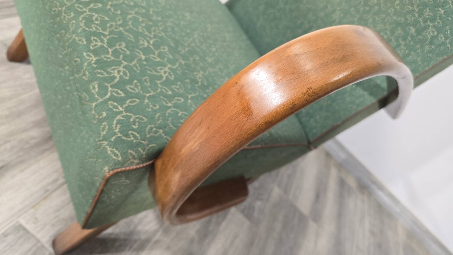 Set of Vintage Armchairs by Jindrich Halabala, 1940s