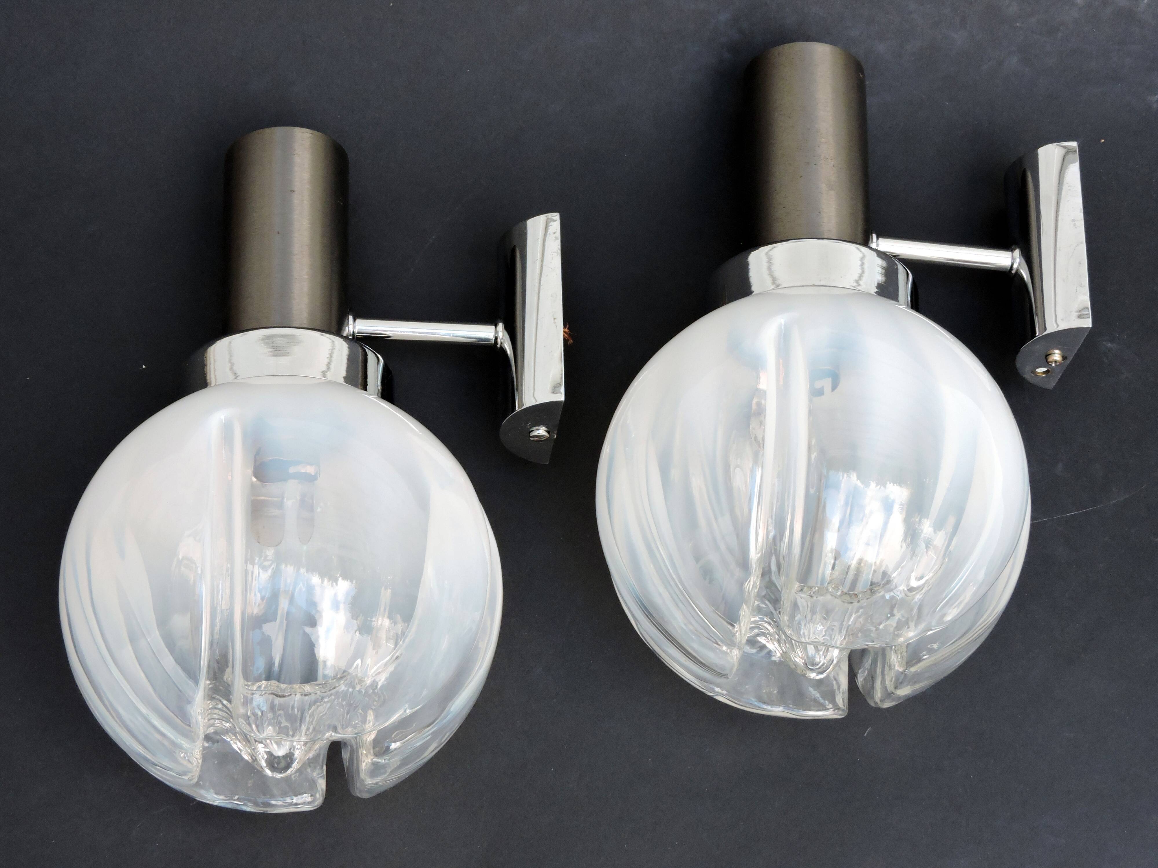 Pair of wall lamps Mazzega opalescent Murano Italy