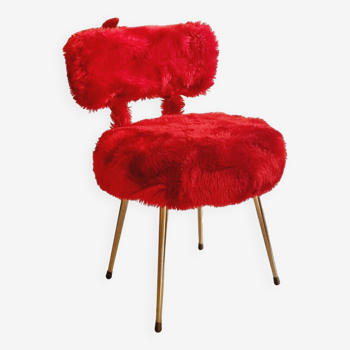 Chaise en moumoute rouge, Pelfran France