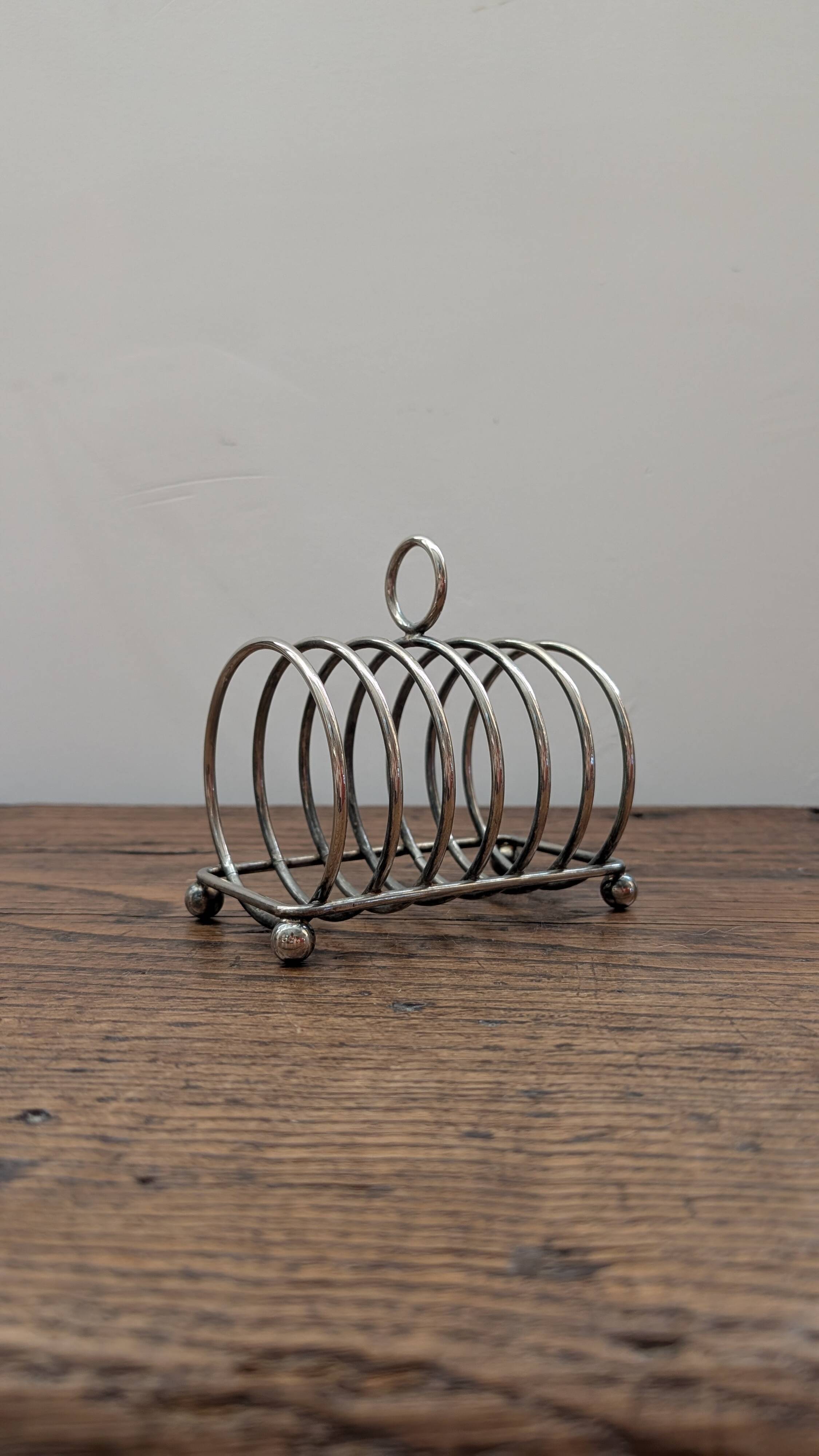 Vintage chrome metal toast rack with spirals
