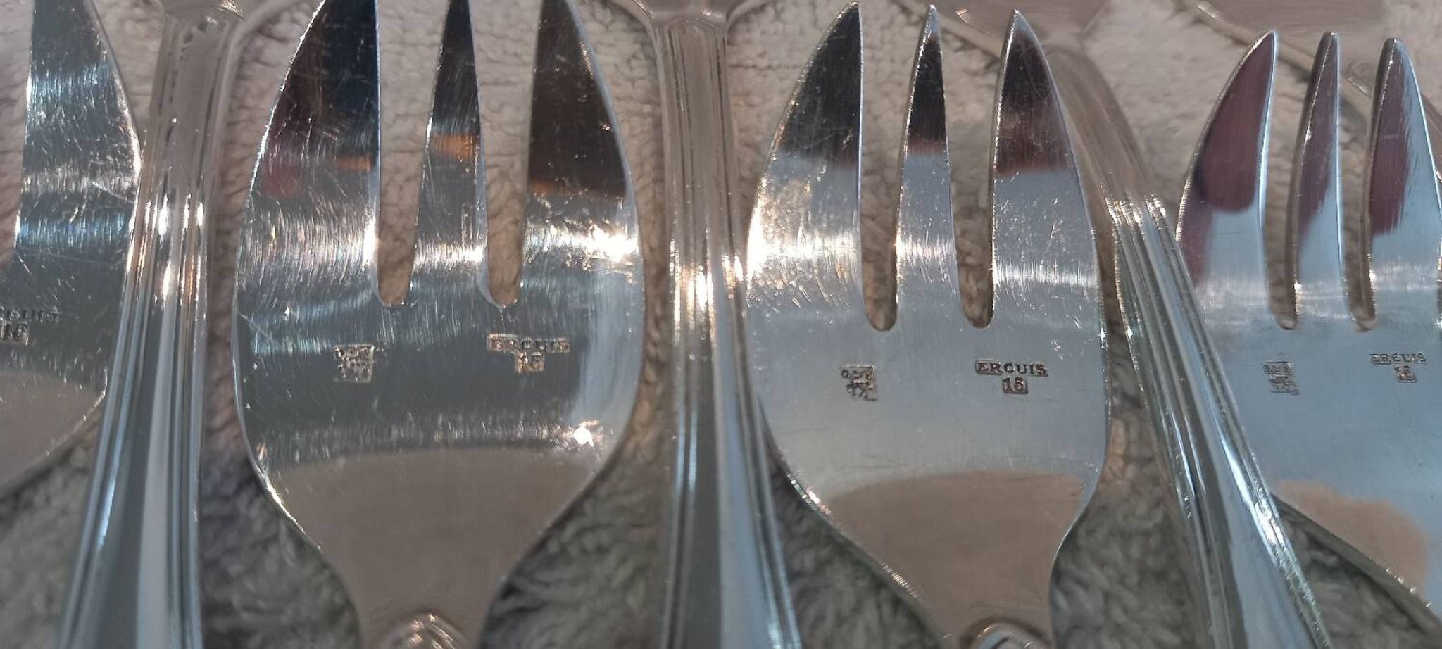 12 fourchettes à huitre métal argenté ercuis contours 13.3cm