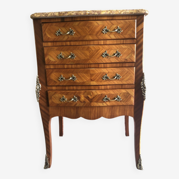 Small chest of drawers “between two”