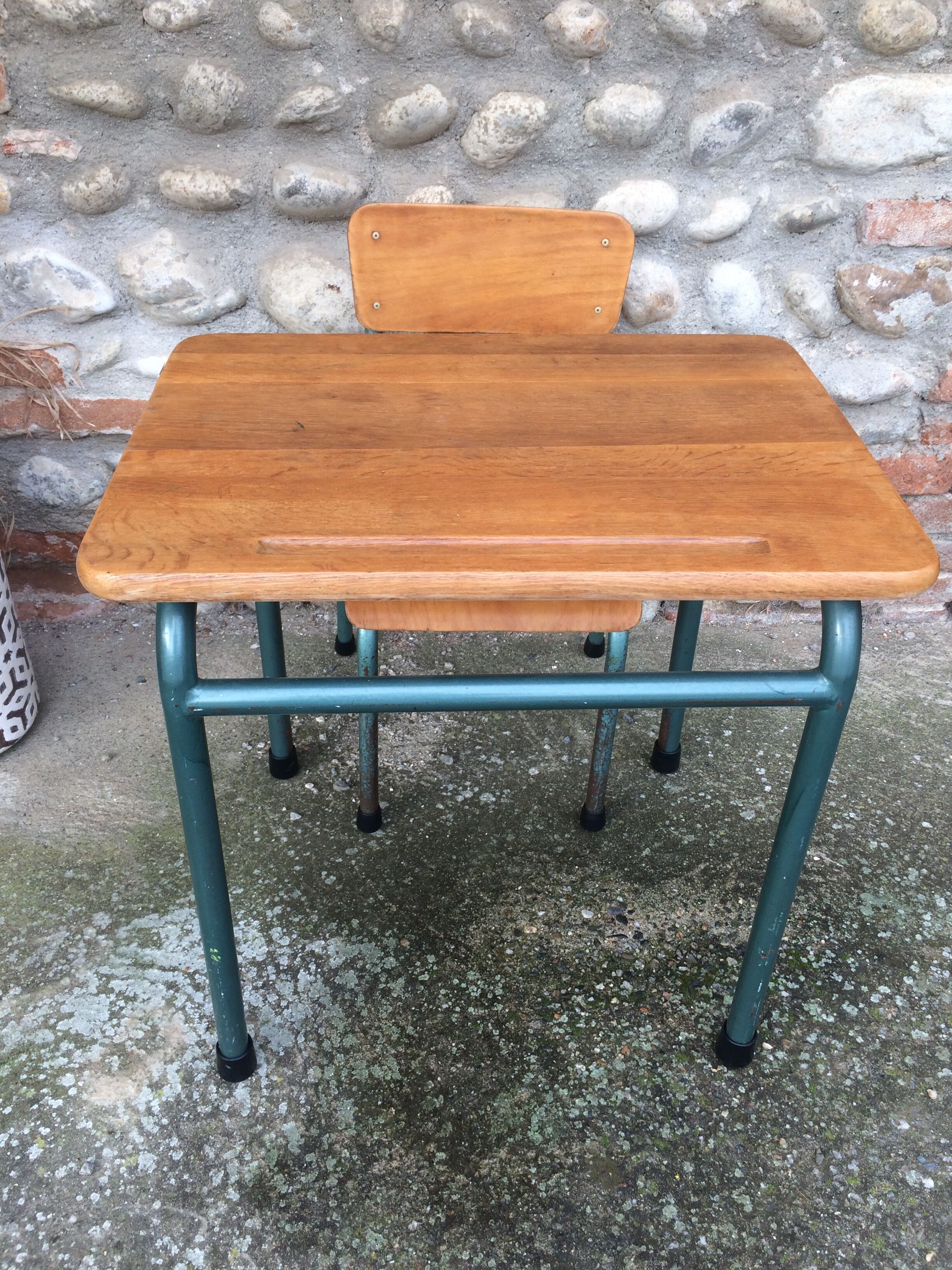 Kindergarten desk and chair