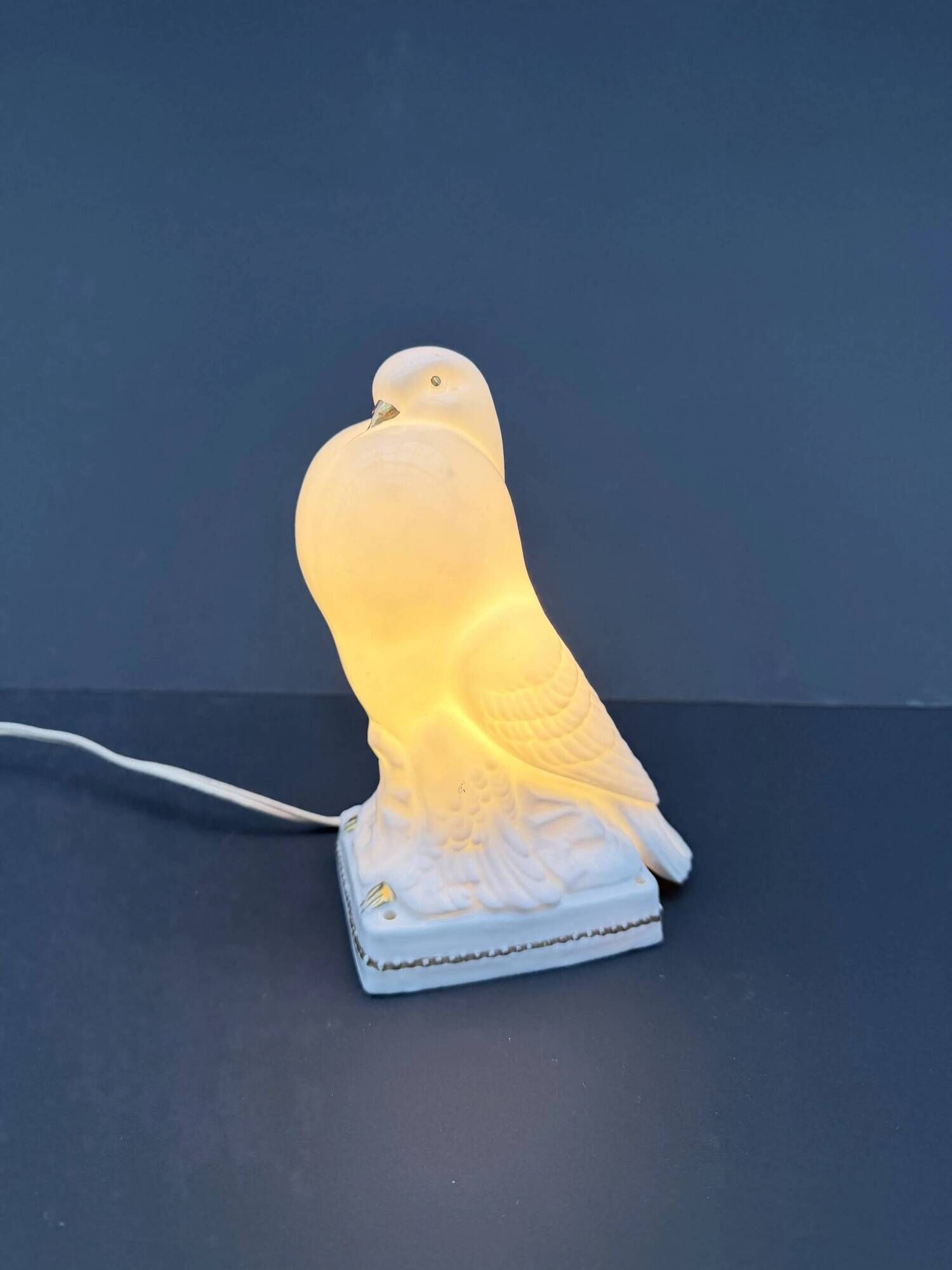 Art Deco night light in fine porcelain, France 1940