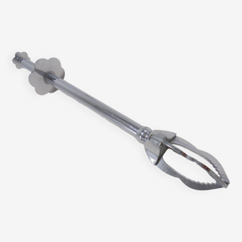 Ice cube tongs