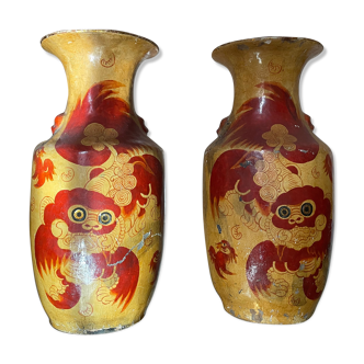 Paire de vases chinois anciens