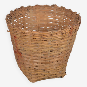 Woven bamboo basket