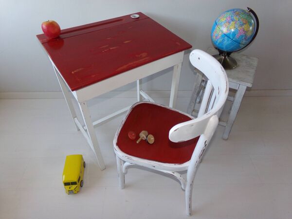 Pupitre bureau enfant avec chaise