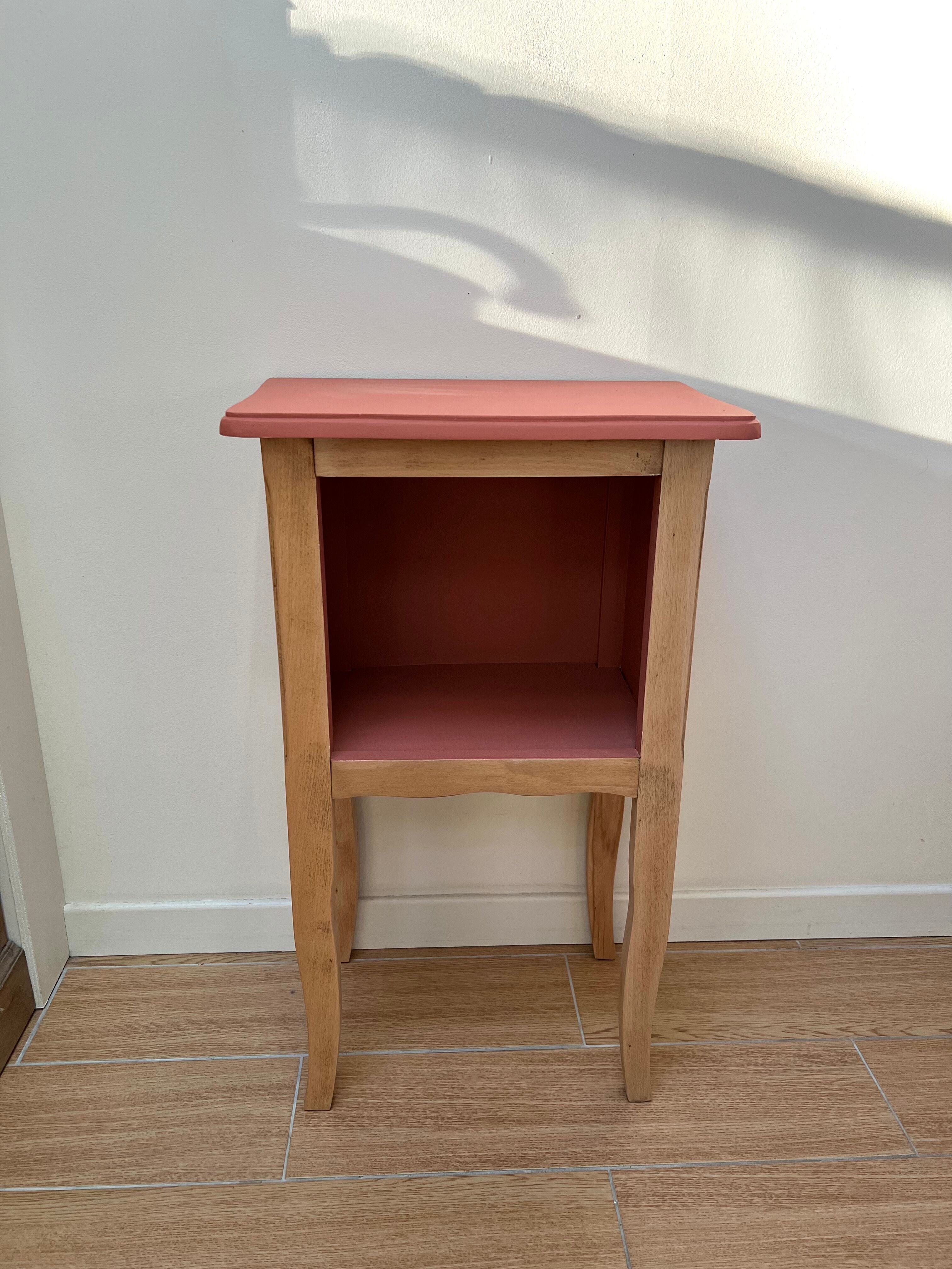 Bedside table