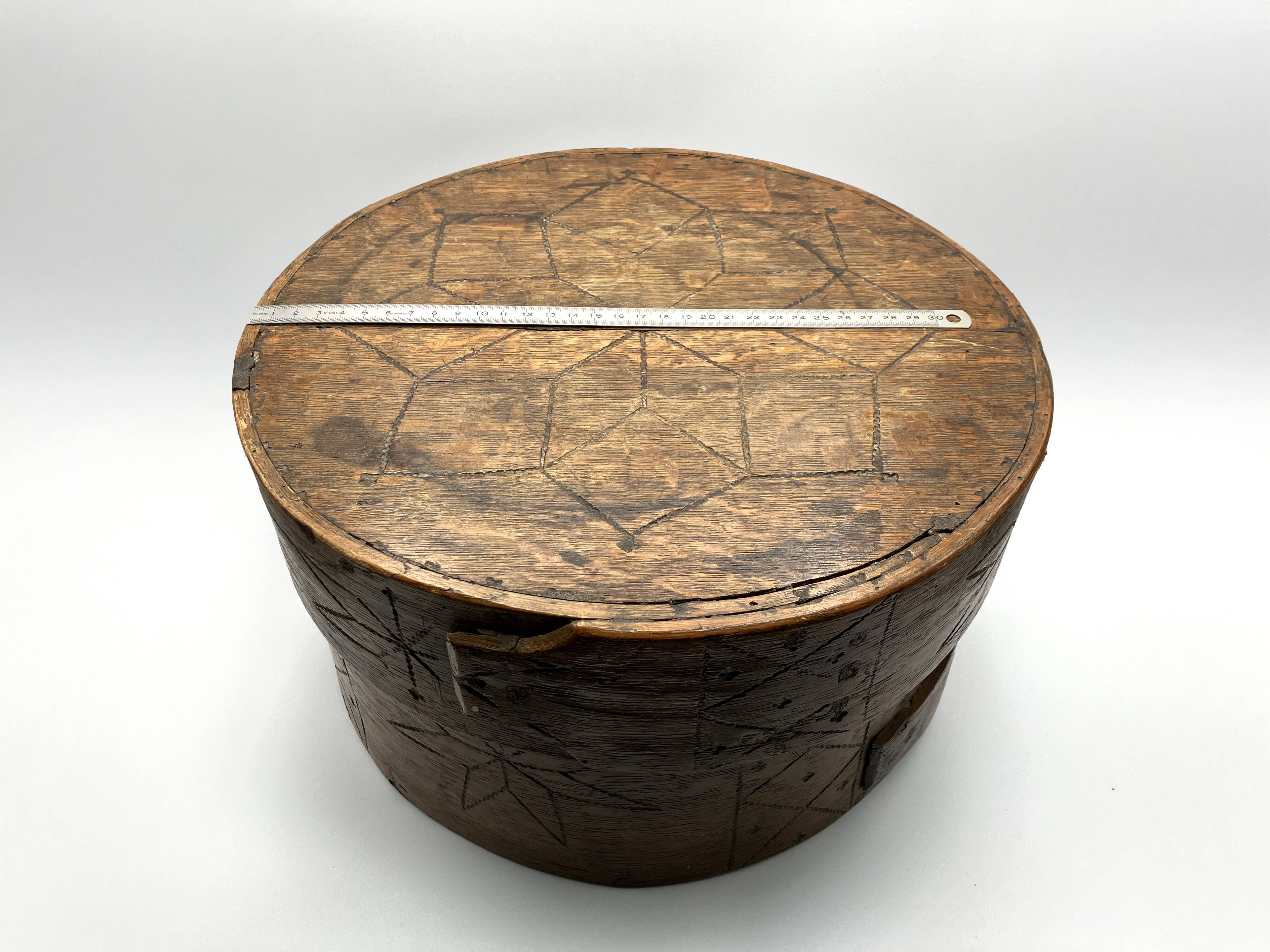Antique Swedish Bentwood Box with Lid • Folk Art