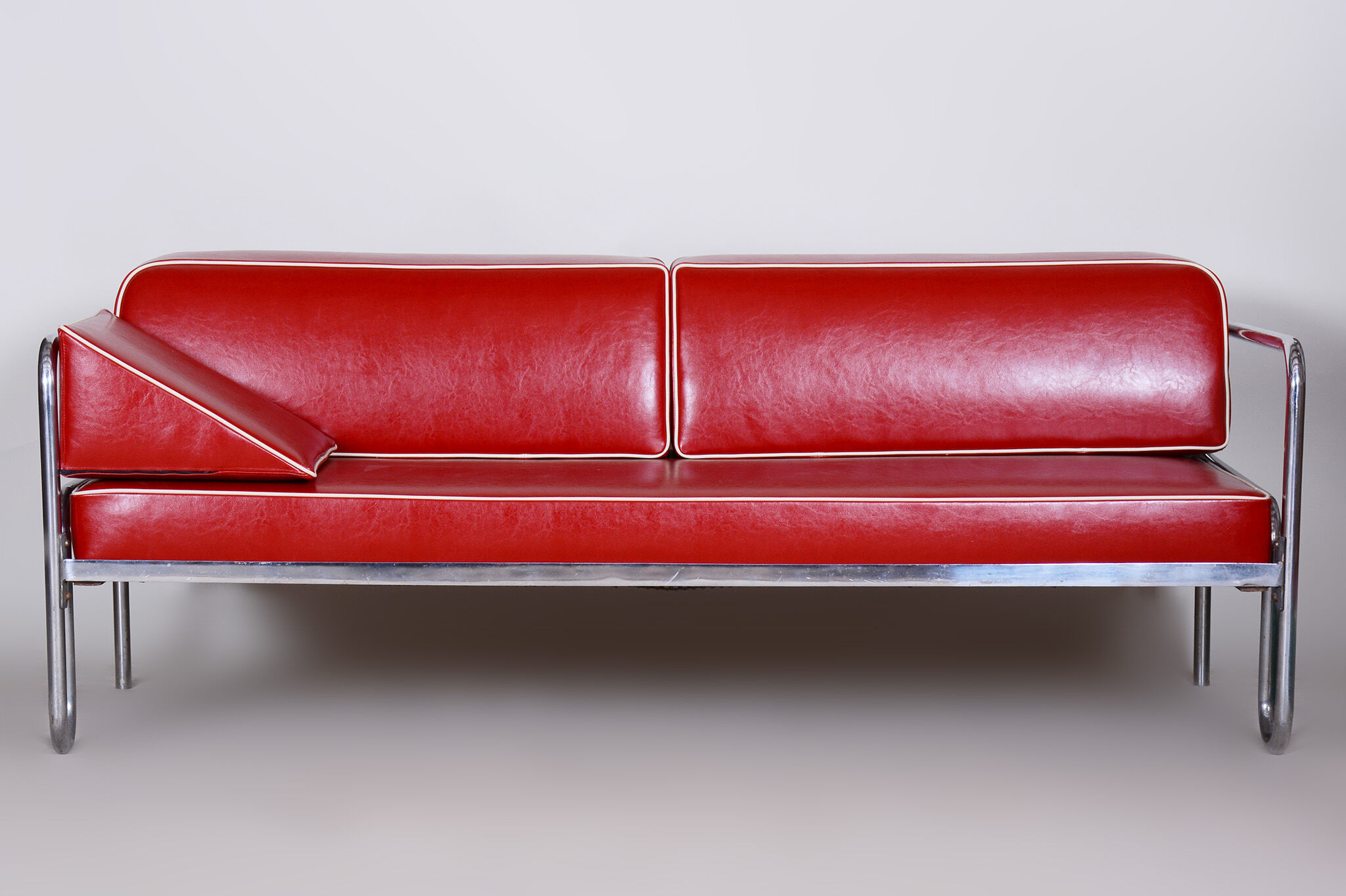 Fully restored red bauhaus sofa, high-quality leather, tubular chrome, 1930s