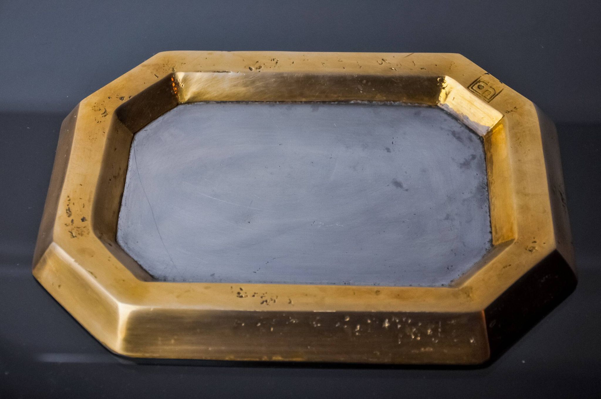 Brutalist XL pocket emptier by David Marshall, bronze and aluminum, Spain, 1980