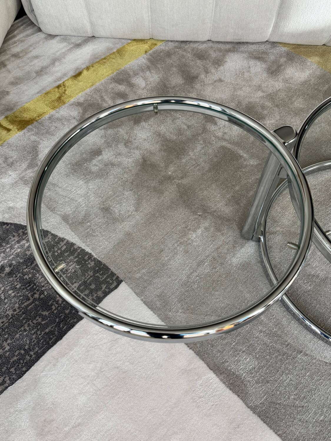 Space age coffee table Milo Baughman