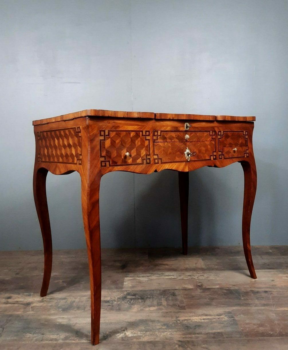 Dame dressing table with Louis XV style flap inlaid in precious wood NINETEENTH