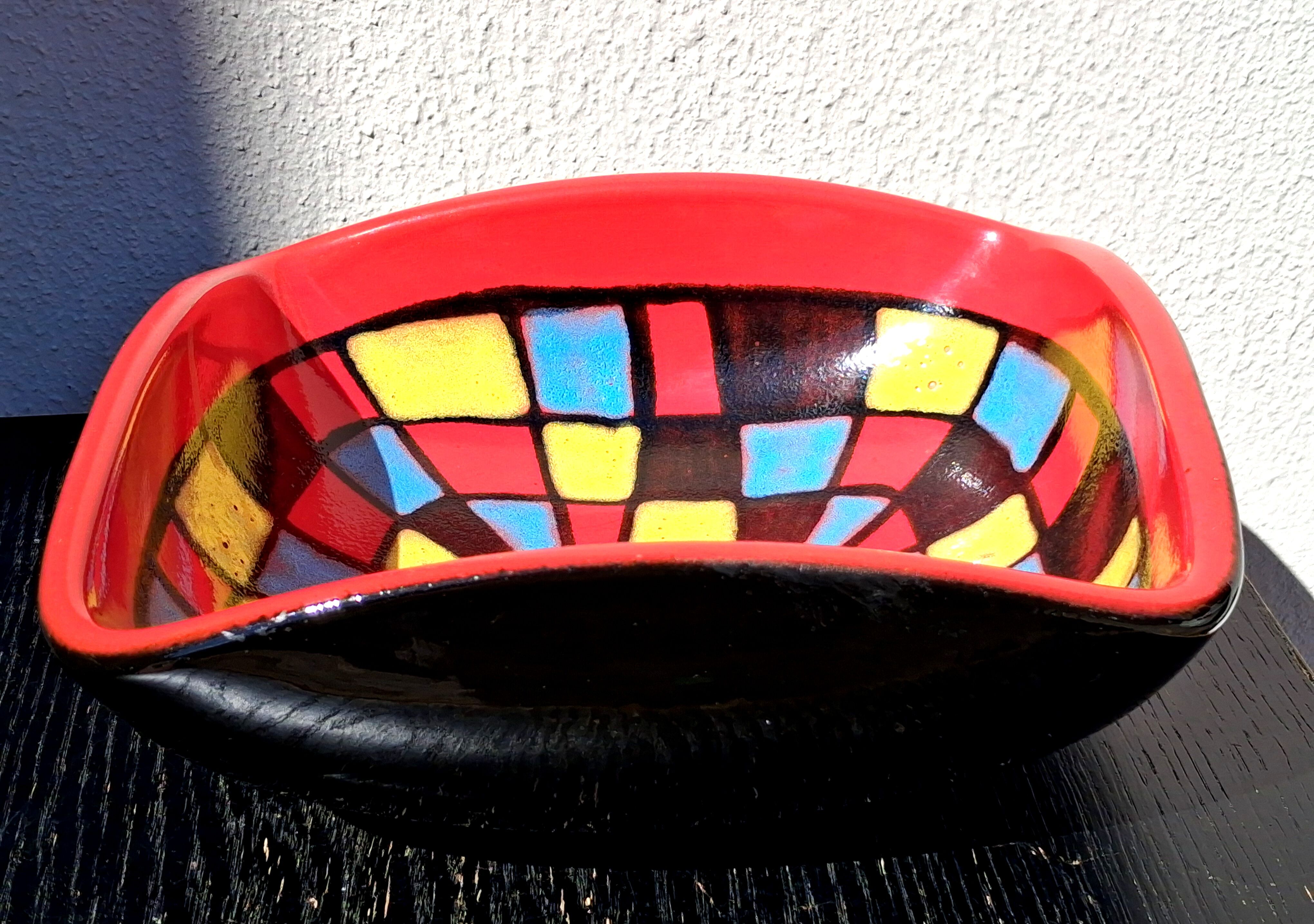 Fruit bowl, vintage seventies design, signed Elchinger.