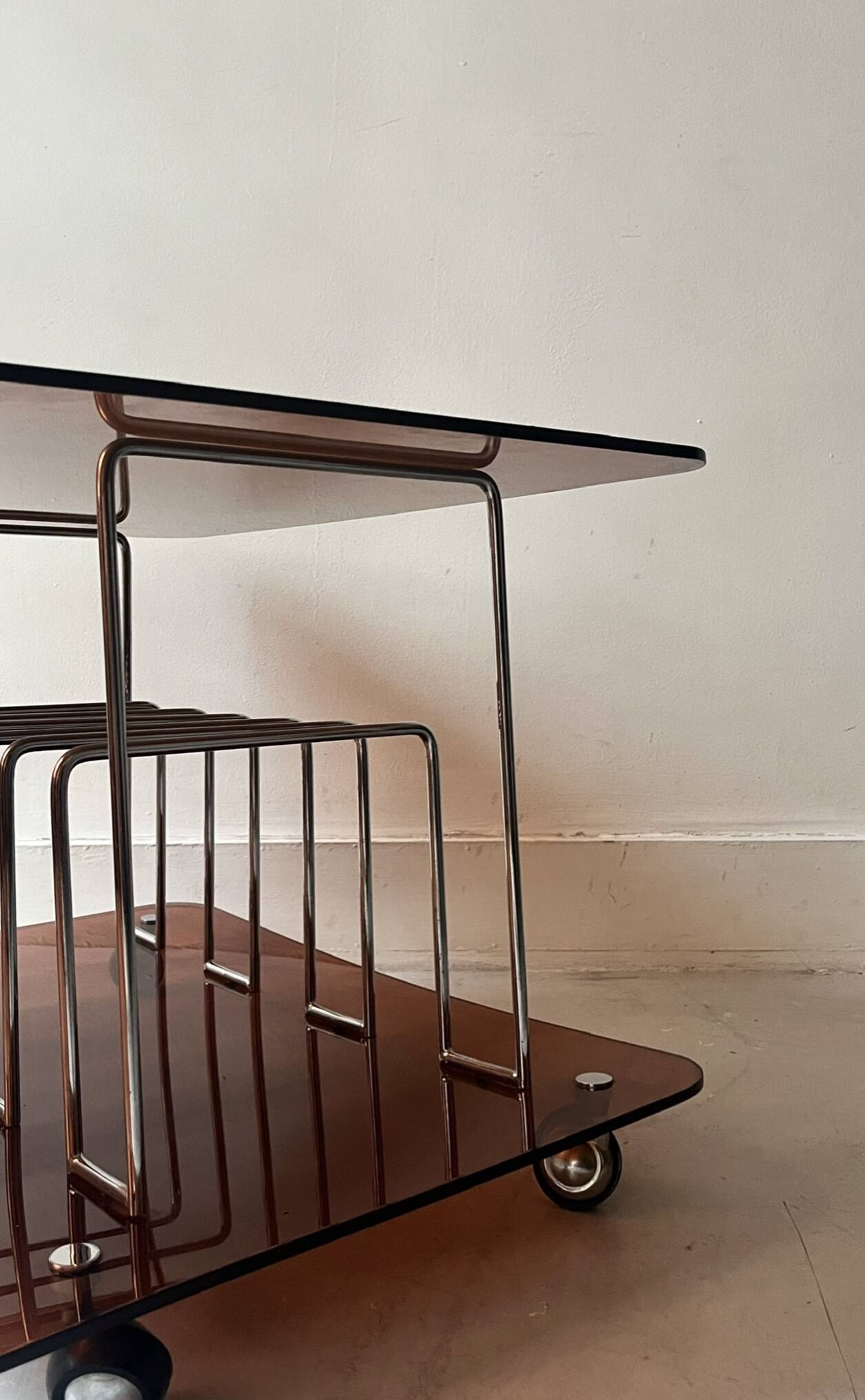 Vinyl furniture / magazine in smoked plexiglass by Roche Bobois, design 1970
