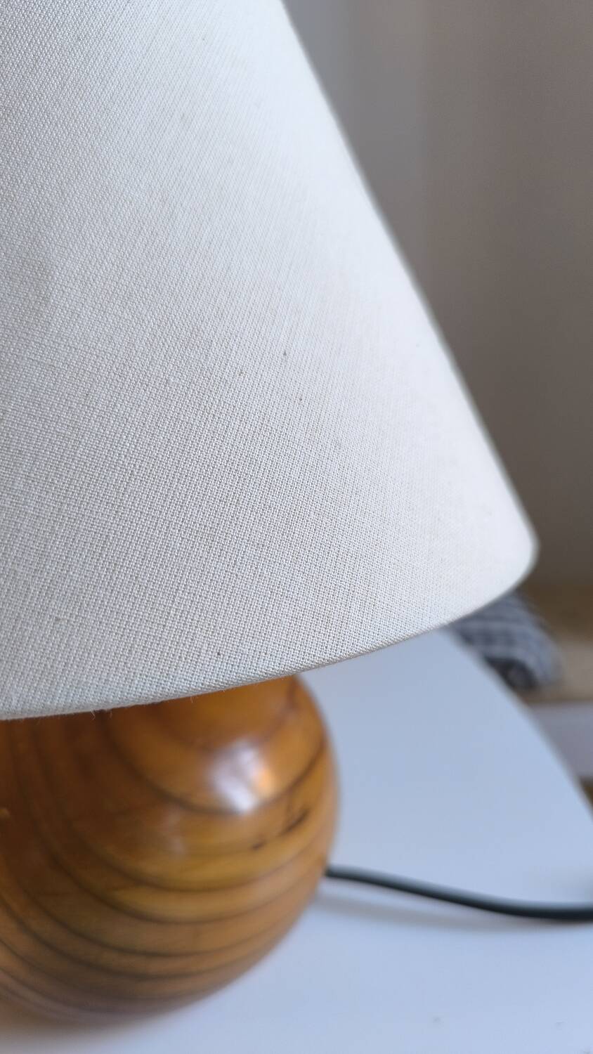 Solid wood ball lamp